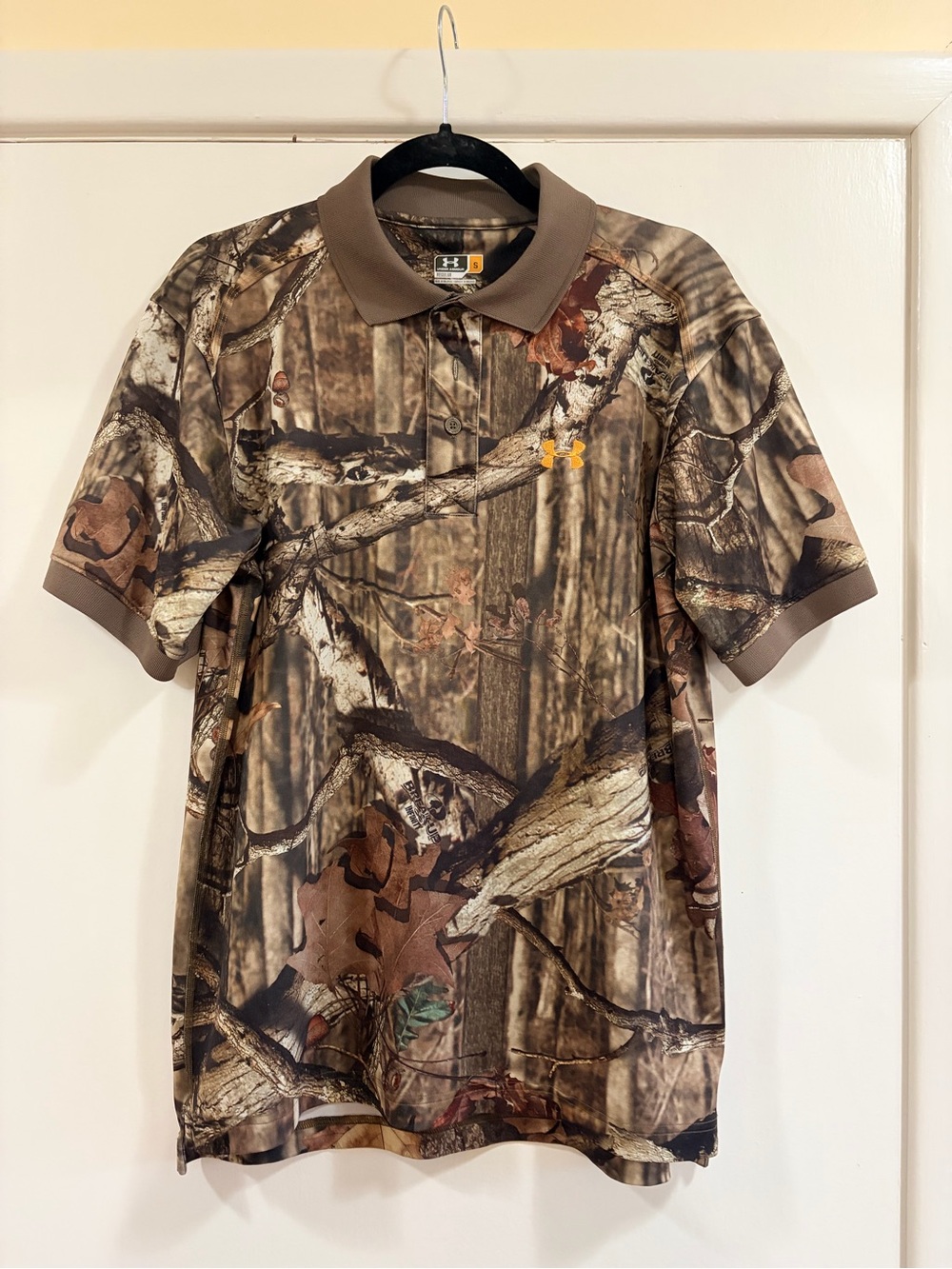 Under Armour Men’s Woodland Camo Polo in Brown and Olive